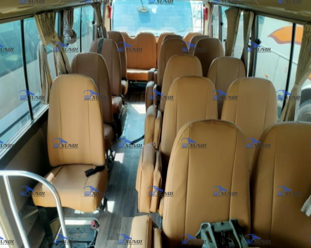 Toyota Coaster Bus 6 cylinder 1hz engine diesel bus