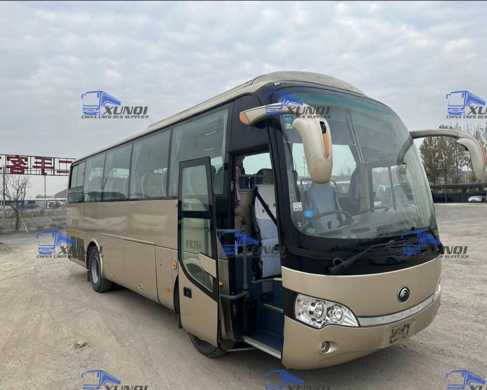 39 Seats 9 meters long Used YUTONG Buses 2019 Year with abs-1