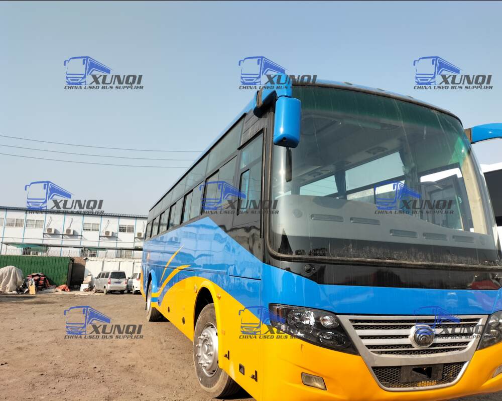 Used Yutong Front Engine Bus LhdRhd Plate Spring Suspension passenger Bus 60 Seats Zk6112d-4
