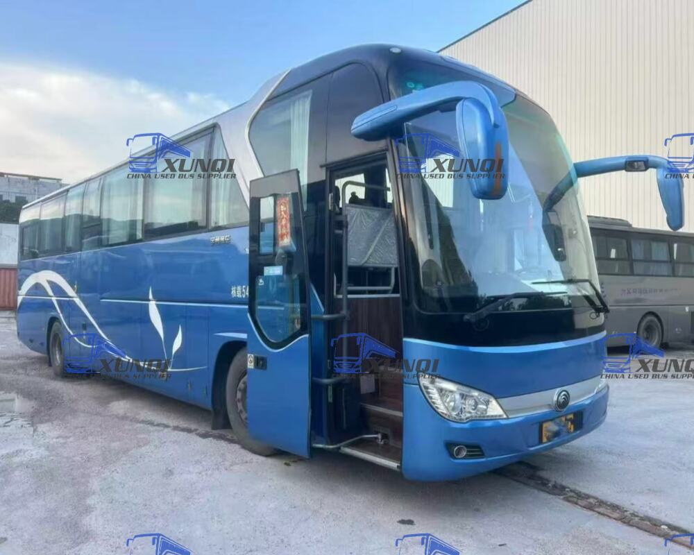 ZK6122 Yutong Used Passenger Bus 59-Seater Double-Door Left-Hand Drive Bus Euro 4-1