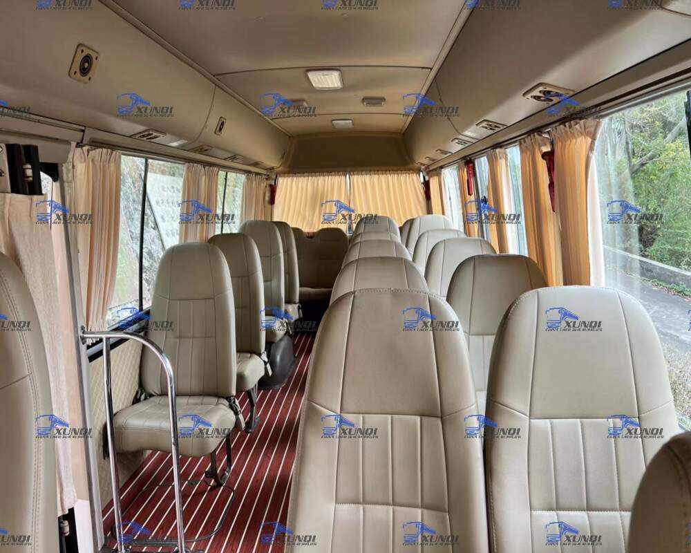 ps103051527-30_seats_used_toyota_coaster_bus_hiace_bus_with_diesel_engine (2)