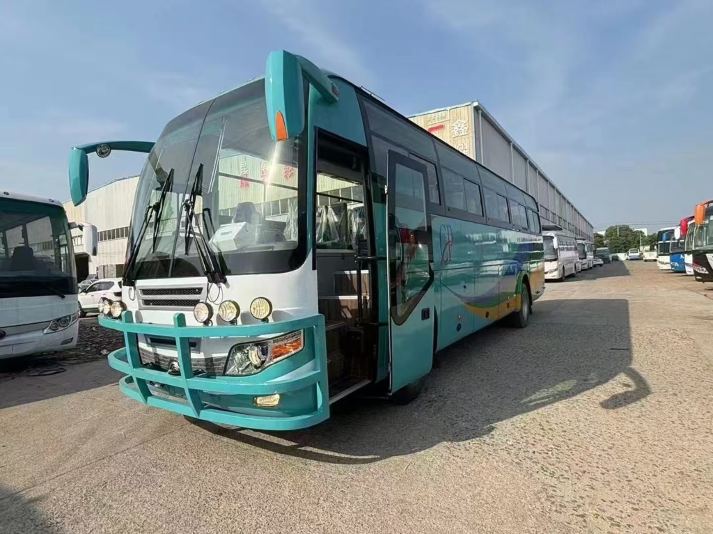 Yutong front engine buszk6107