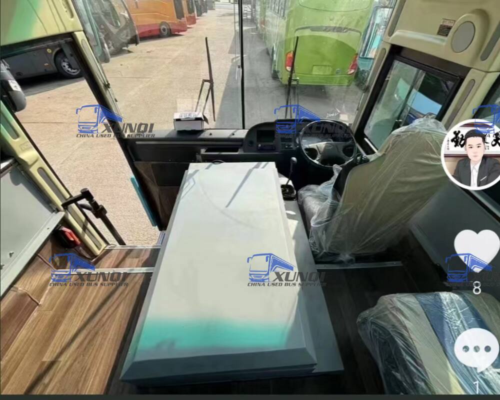 Used Yutong Front Engine Bus LhdRhd Plate Spring Suspension passenger Bus 54 Seats Zk6107d (1)