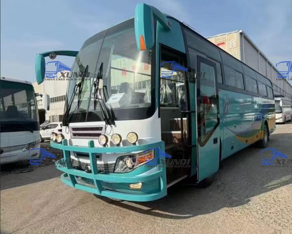 Used Yutong Front Engine Bus LhdRhd Plate Spring Suspension passenger Bus 54 Seats Zk6107d (8)