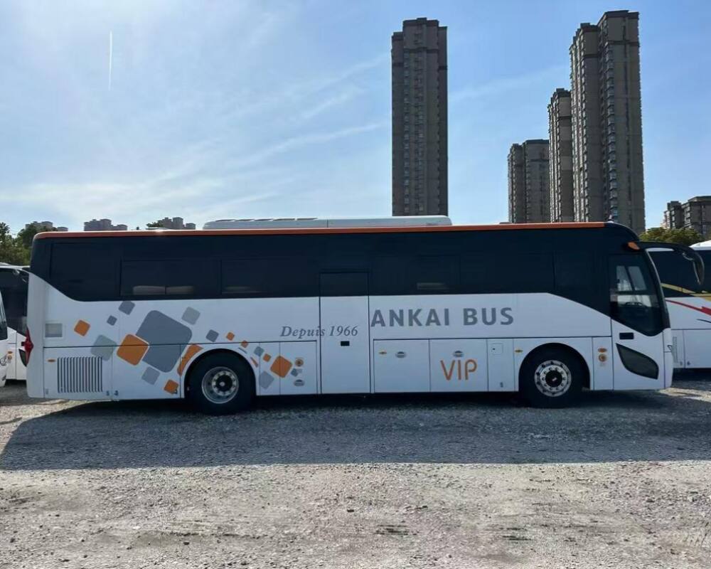 Brand new bus from China Ankai HFF6119KDE5B 11m long bus Yuchai engine 48 seats LHDRHD (5)