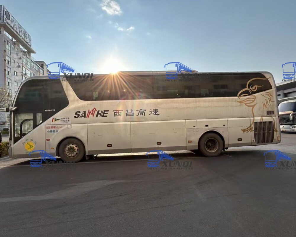 Higer Scania new model tourist passenger luxury bus zk6125 12 meters long DC13 engine 49-seat bus (7)