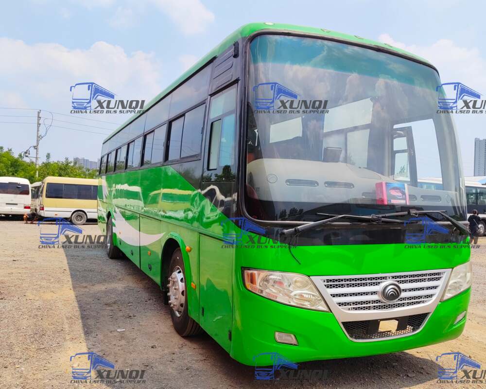 Used Yutong Front Engine Bus F11 right hand drive  Spring Suspension Passenger Bus 60 Seats Zk6112d  (1)