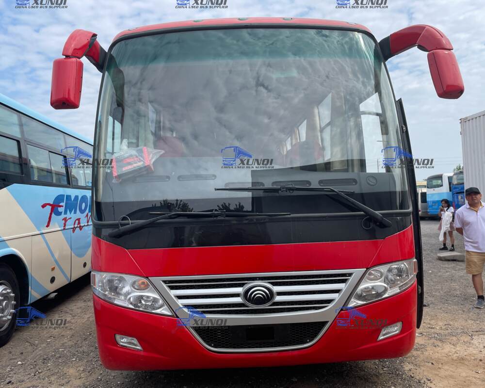 Used Yutong Front Engine Bus F11 right hand drive  Spring Suspension Passenger Bus 64 Seats Zk6112d (6)