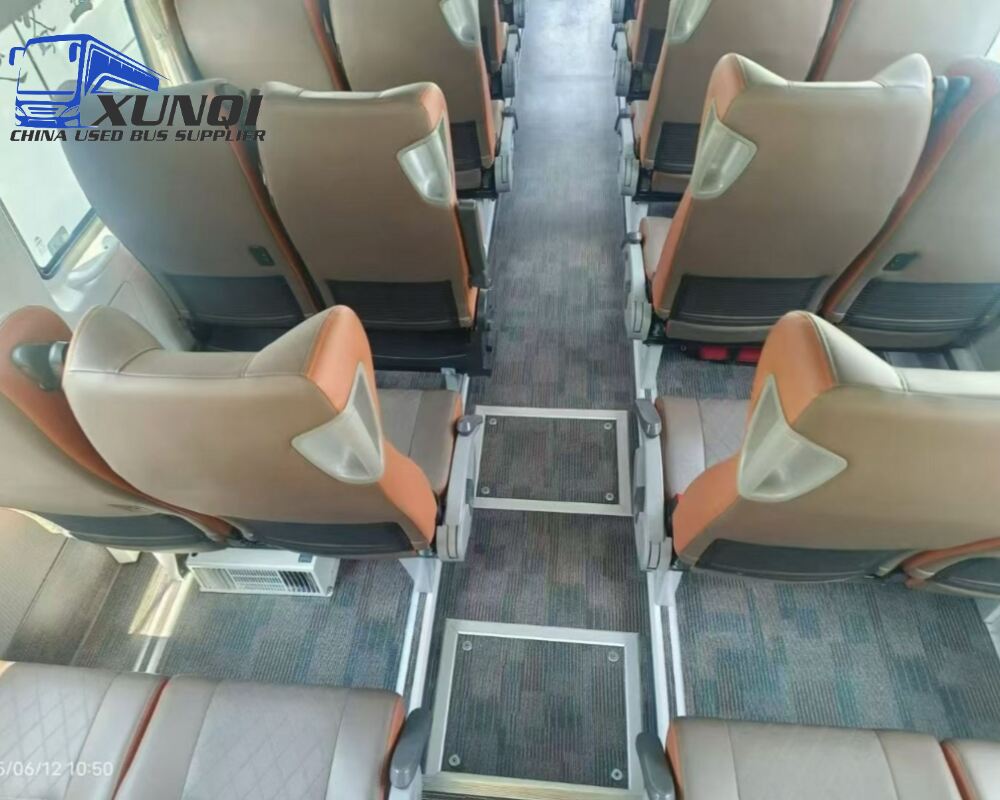 38 Seats 9 meters long Used YUTONG Buses zk6906