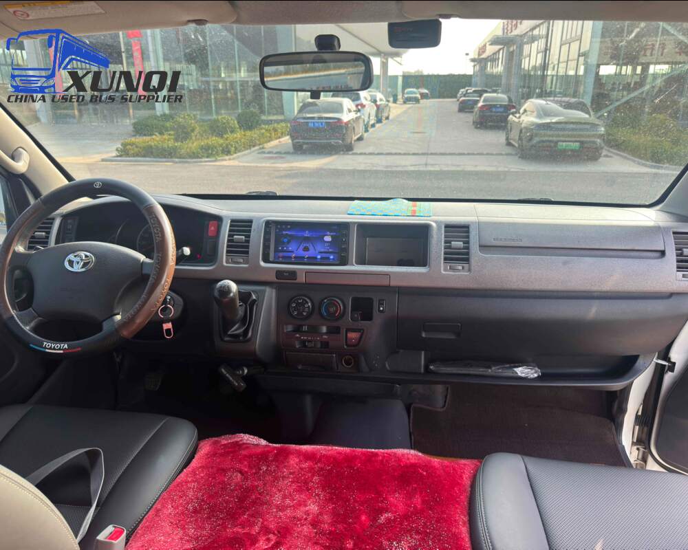 TOYOTA HIACE 9 Seats mini bus for sale petrol manual transmission 2020 model excellent condition low price