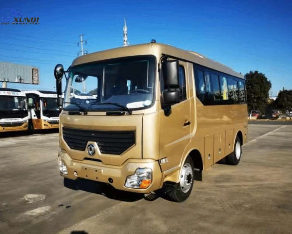 Dongfeng brand new 4x4 4WD 23 Seats 7 meters long mini bus