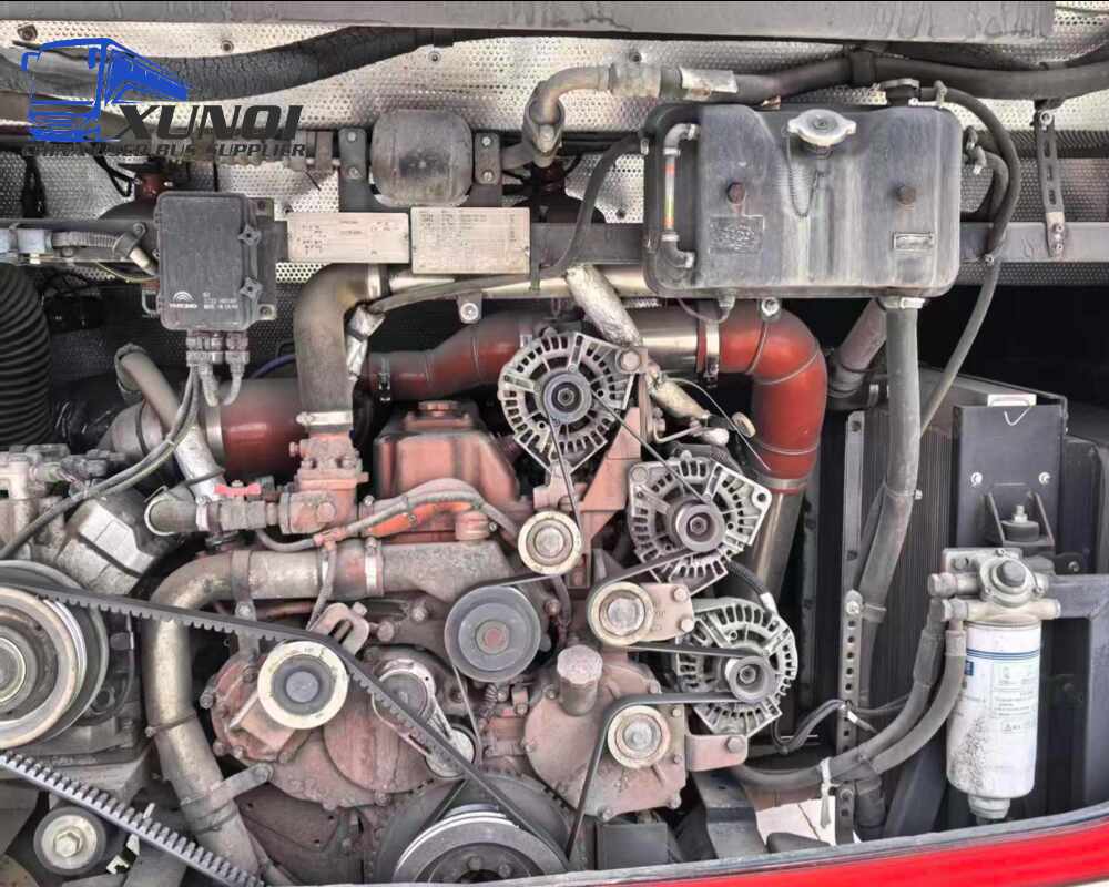 YUTONG 38 Seats mini bus 9 meters long Used YUTONG Buses zk6907 2018 Year yuchai 6-cylinder engine