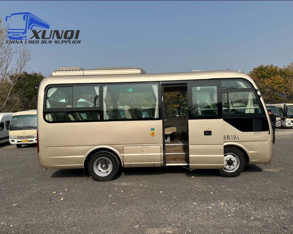 Used YUTONG bus zk6609 19 Seats mini bus 6 meters long 2021 Year yuchai 4-cylinder engine