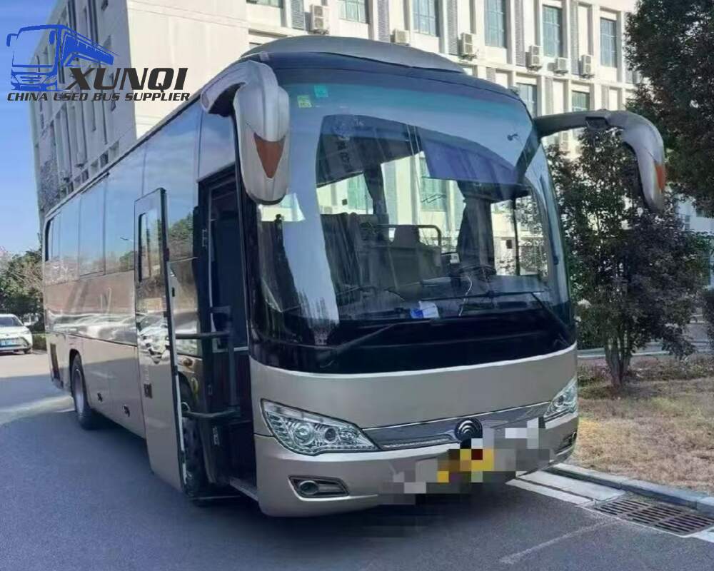 Used YUTONG bus zk6906 38 Seats mini bus 9 meters long 2019 Year yuchai 6-cylinder engine