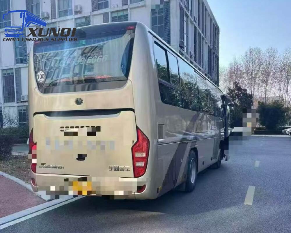 Used YUTONG bus zk6906 38 Seats mini bus 9 meters long 2019 Year yuchai 6-cylinder engine