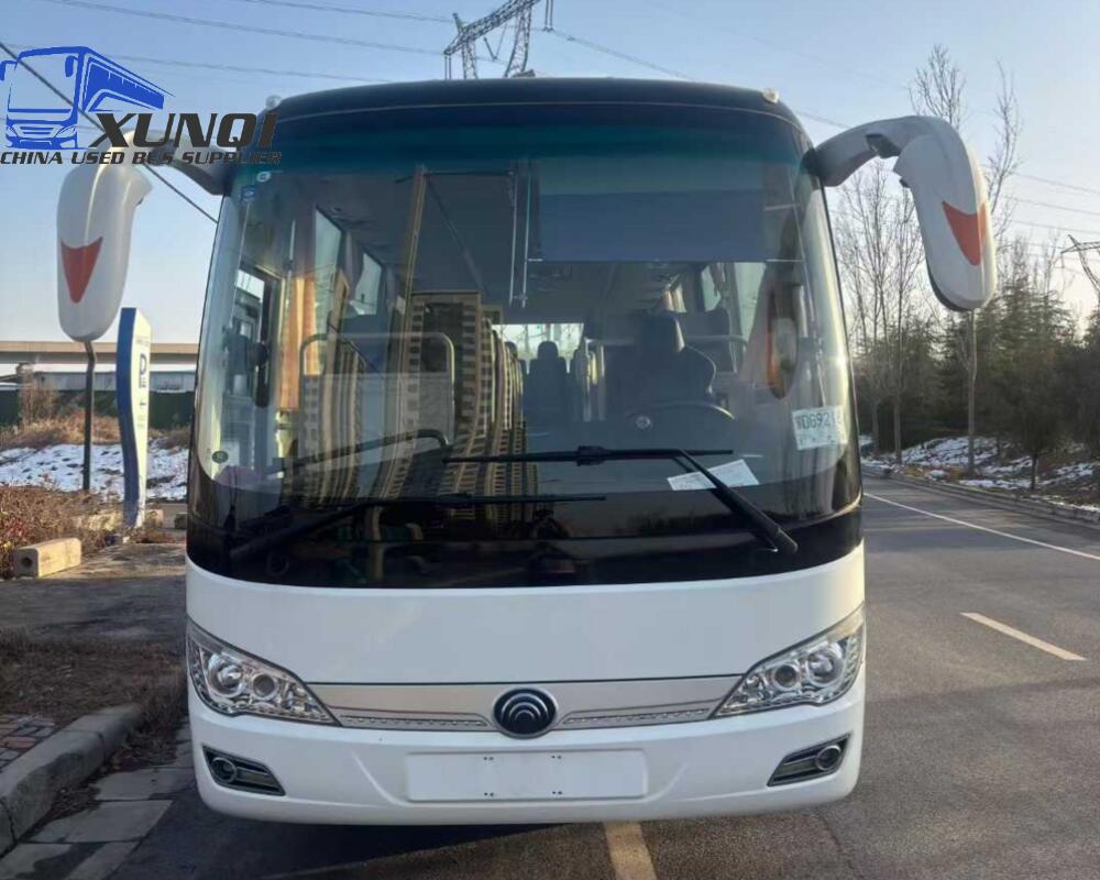 Used YUTONG bus zk6876 36 Seats mini bus 9 meters long 2021 Year weichai 6-cylinder engine (1)