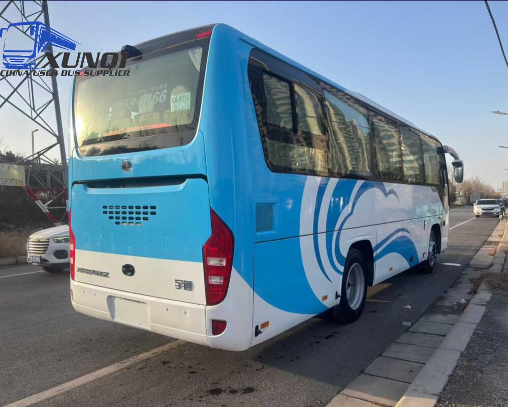 Used YUTONG bus zk6876 36 Seats mini bus 9 meters long 2021 Year weichai 6-cylinder engine (1)