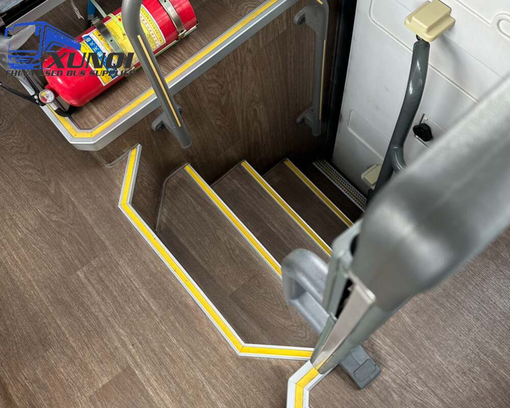 Used Kinglong bus XMQ6127 50 Seats 12 meters long bus 2019 Year weichai 6-cylinder engine