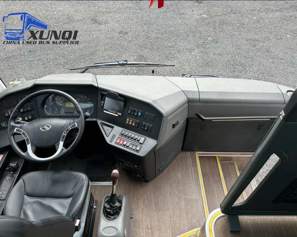 Used Kinglong bus XMQ6127 50 Seats 12 meters long bus 2019 Year weichai 6-cylinder engine