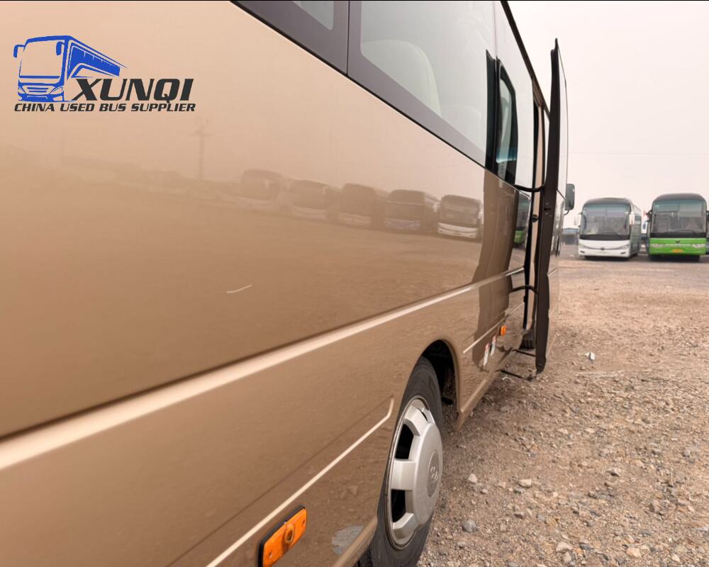 used Hyundai County Bus diesel engine Four cylinder diesel engine 29 seats 2019 year