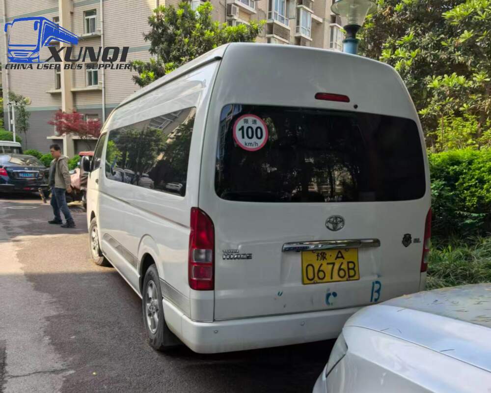 Used TOYOTA HIACE bus 13 Seats mini bus for sale petrol manual transmission 2020 model excellent condition low price