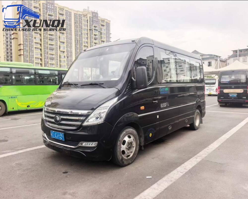 Used Yutong bus CL6 ZK6609 17Seats mini bus for sale Diesel manual transmission 2020 model excellent condition low price