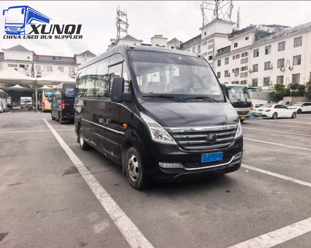 Used Yutong bus CL6 ZK6609 17Seats mini bus for sale Diesel manual transmission 2020 model excellent condition low price