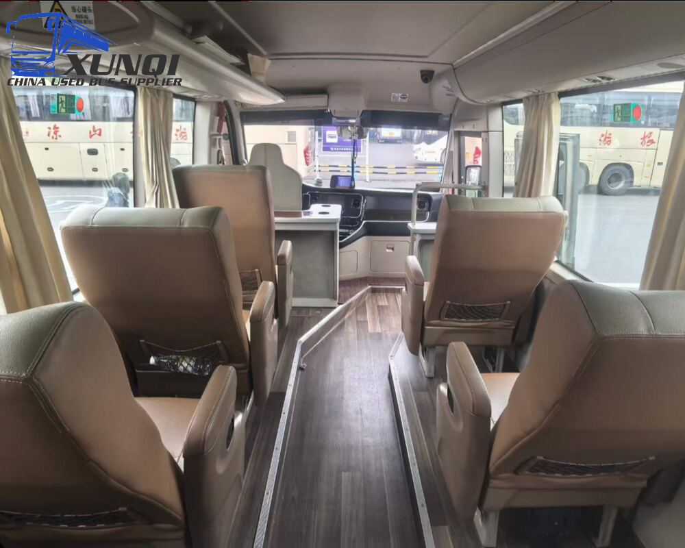 Used Yutong bus CL6 ZK6609 17Seats mini bus for sale Diesel manual transmission 2020 model excellent condition low price