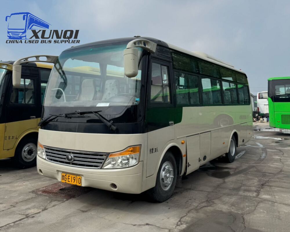 Used Yutong CNG bus ZK6792 30 Seats 8 meters long 2018 Year