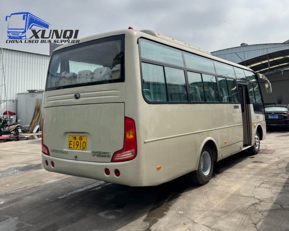 Used Yutong CNG bus ZK6792 30 Seats 8 meters long 2018 Year Used Yutong CNG bus ZK6792 30 Seats 8 meters long 2018 Year