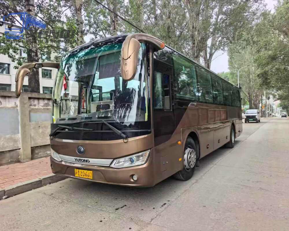 Used Yutong bus ZK6115 47 Seats 2016 Year 11 meters long China bus yuchai 6-cylinder diesel engine