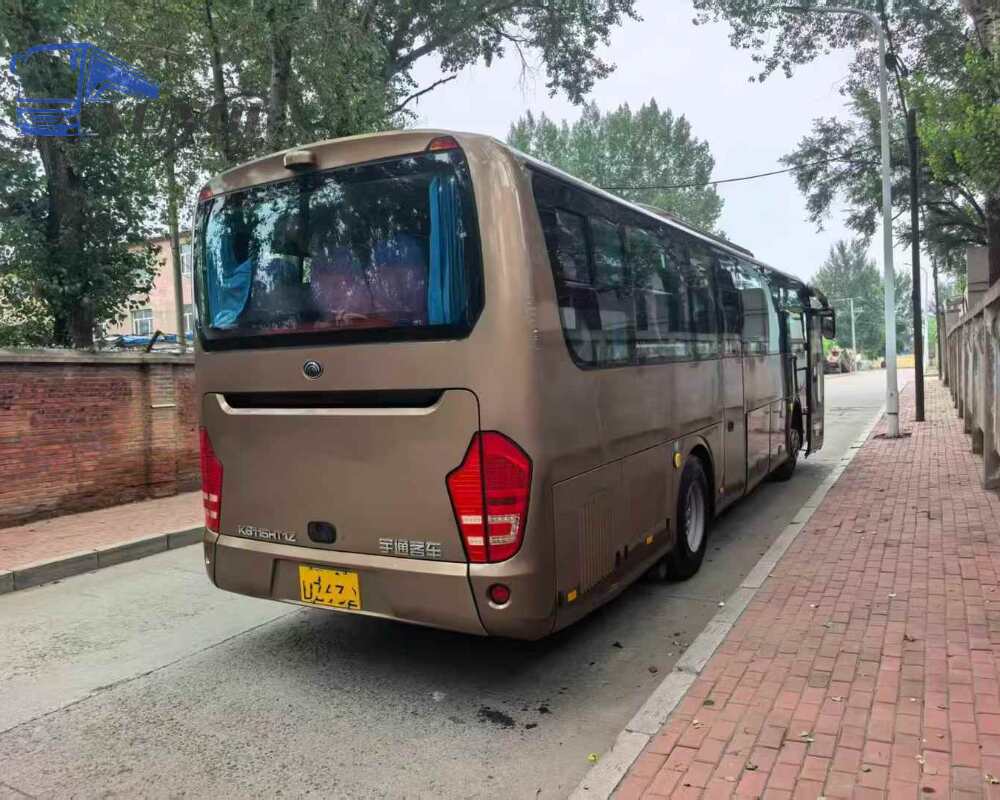 Used Yutong bus ZK6115 47 Seats 2016 Year 11 meters long China bus yuchai 6-cylinder diesel engine