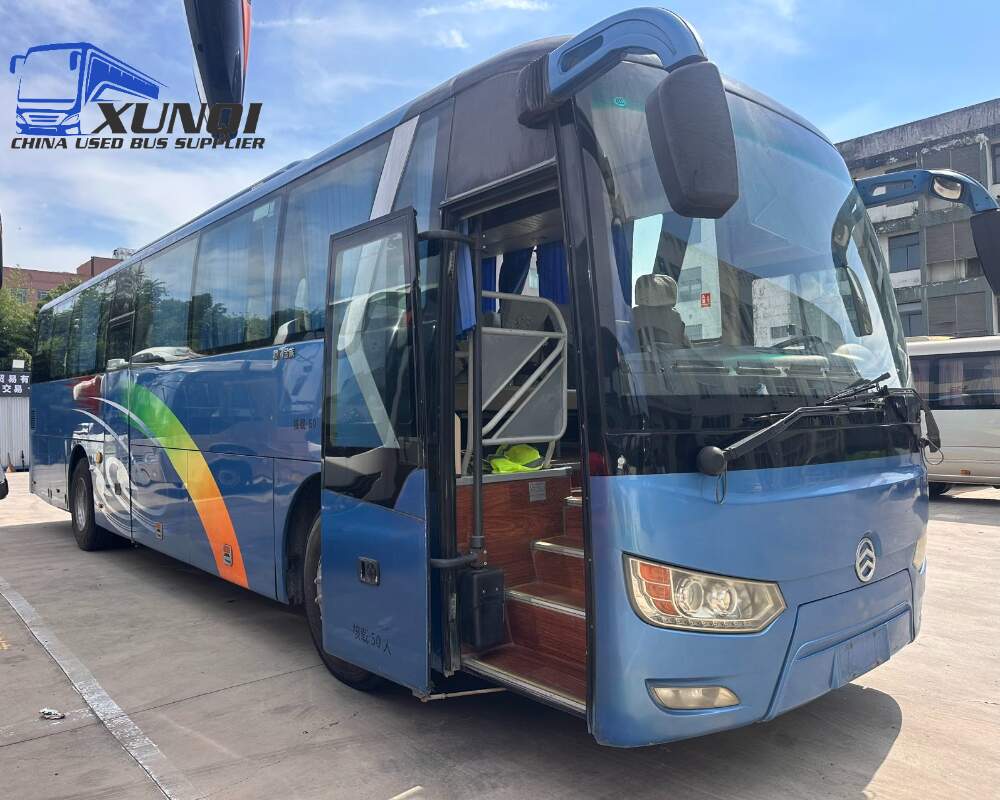 Used Golden Dragon bus XML6112 50 Seats 2018 Year 11 Seters long China bus weichai 6-cylinder diesel engine