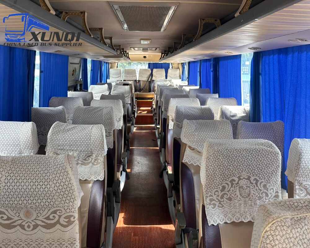 Used Golden Dragon bus XML6112 50 Seats 2018 Year 11 Seters long China bus weichai 6-cylinder diesel engine