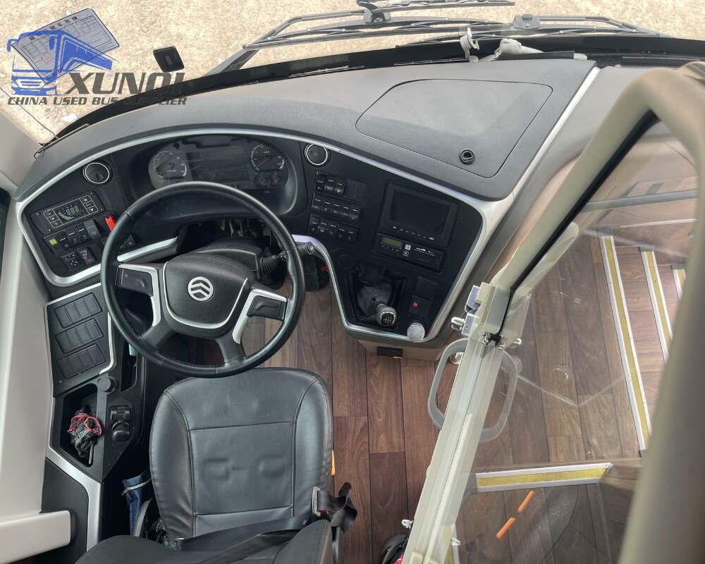 Used Golden Dragon bus XML6122 54 Seats 2022 Year 12 meters long China bus yuchai 6-cylinder diesel engine