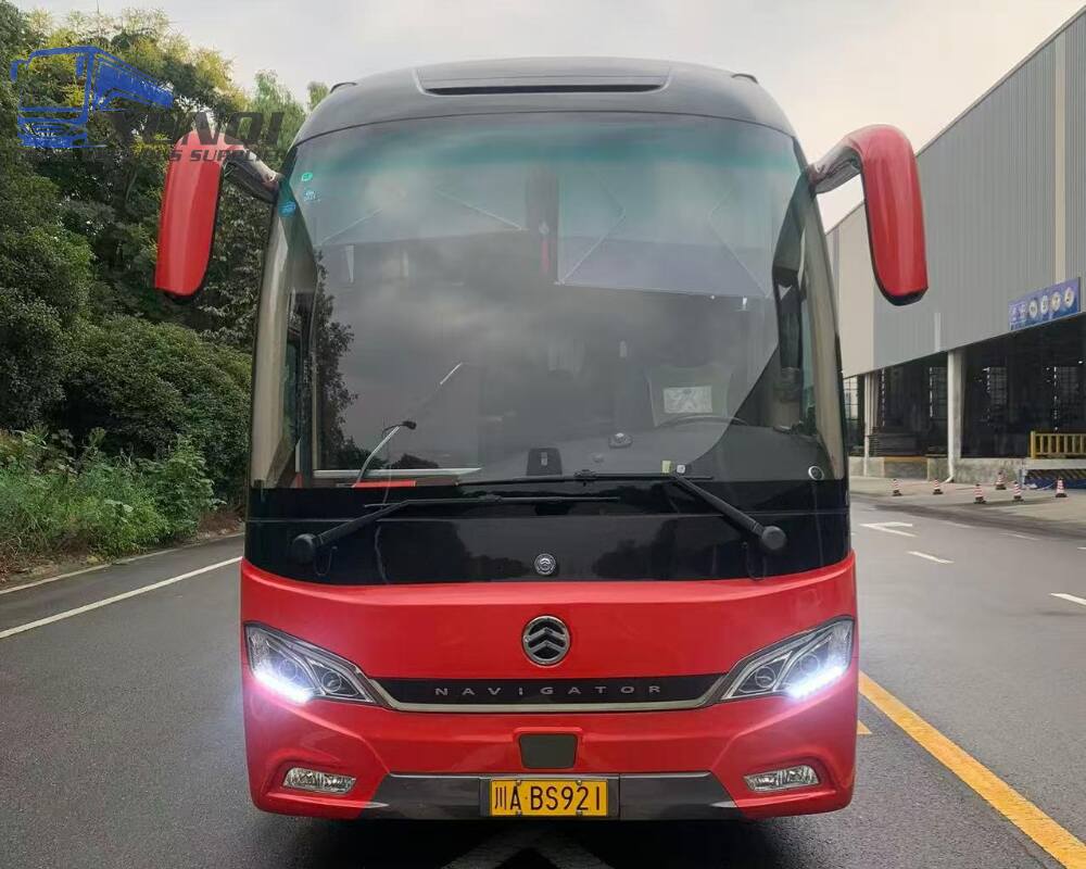 Used Golden Dragon bus XML6129 50 Seats 2019 Year 12 Seters long China bus weichai 6-cylinder diesel engine