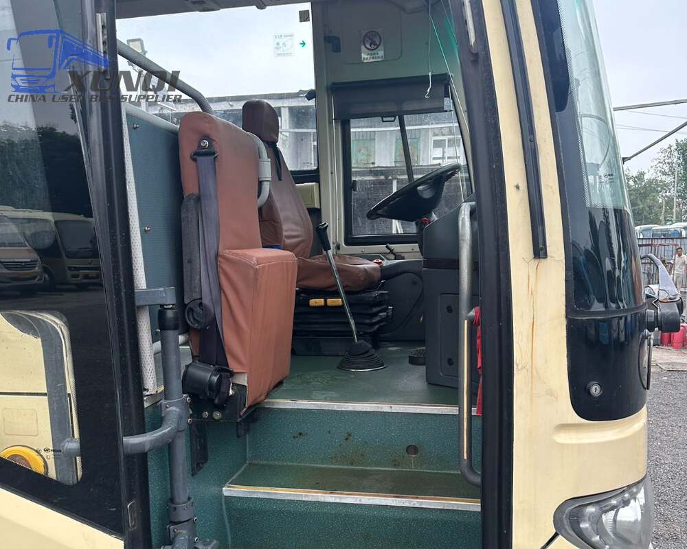 Used Haige bus KLQ6115 49 Seats 2014 Year 11 Seters long China bus yuchai 6-cylinder diesel engine