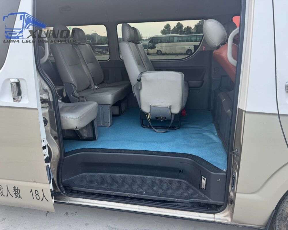 Used Haige bus KLQ6600 18 Seats 2016 Year 6 meters long China bus shangchai 4-cylinder diesel engine