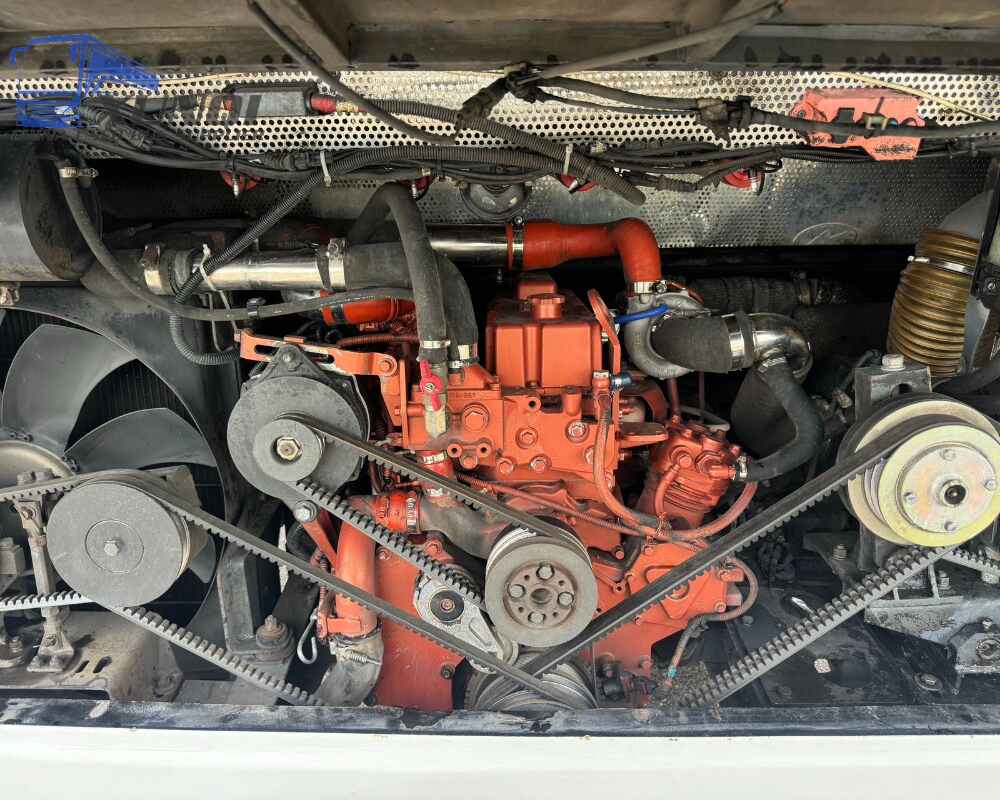 Used Haige bus KLQ6755 32 Seats 2019 Year 7 meters long China bus yuchai 4-cylinder diesel engine