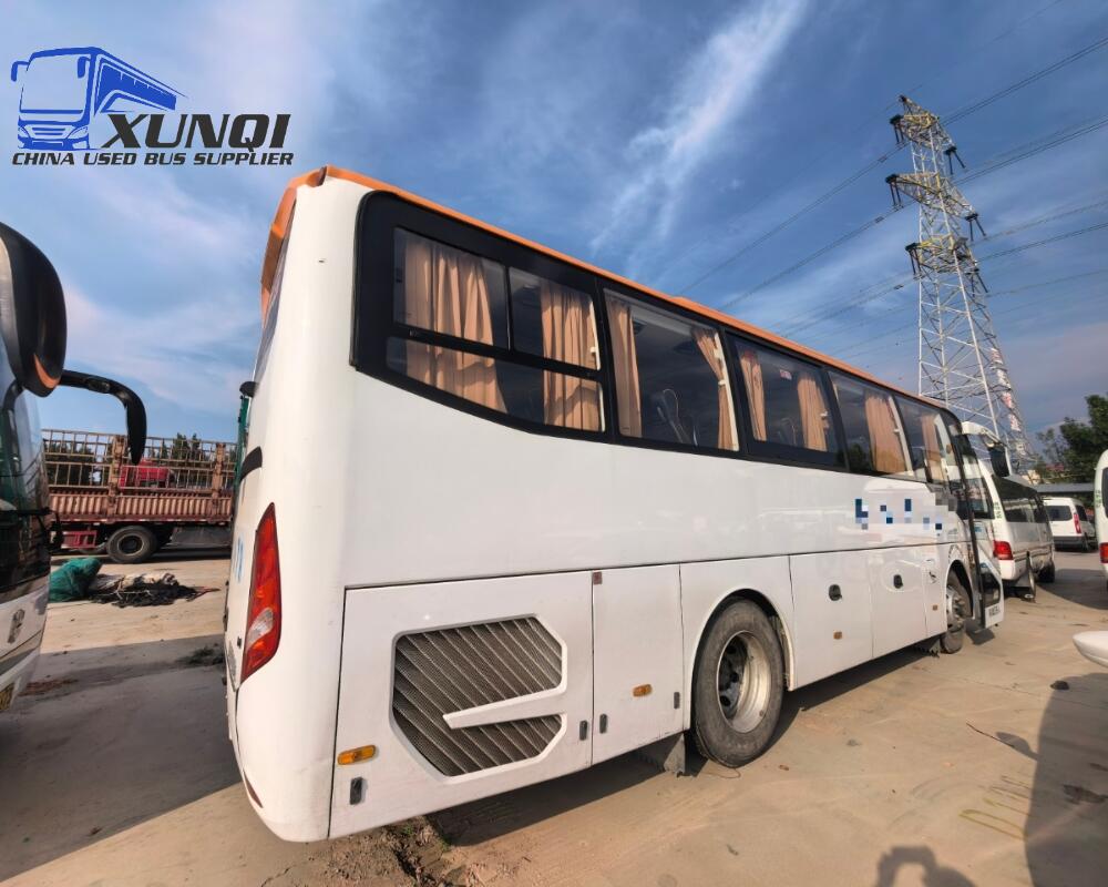 Used Haige bus KLQ6909 39 Seats 2023 Year 9 Seters long China bus yuchai 6-cylinder diesel engine