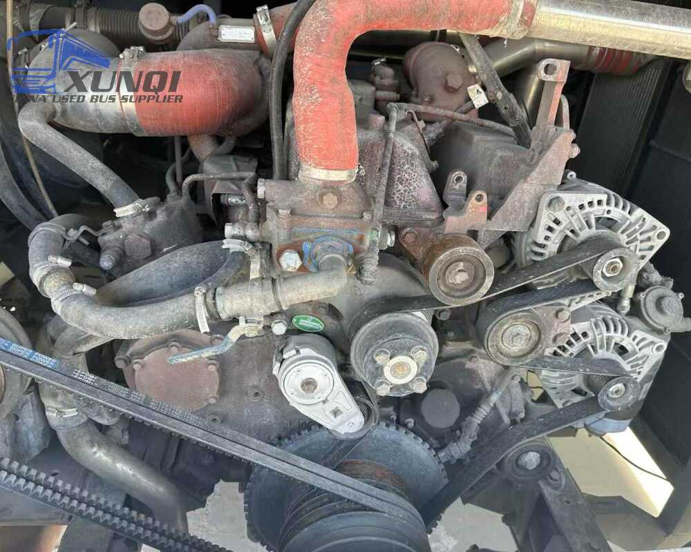 Used Jin lv bus XML6103 41 Seats 2015 Year 10 meters long China bus yuchai 6-cylinder diesel engine