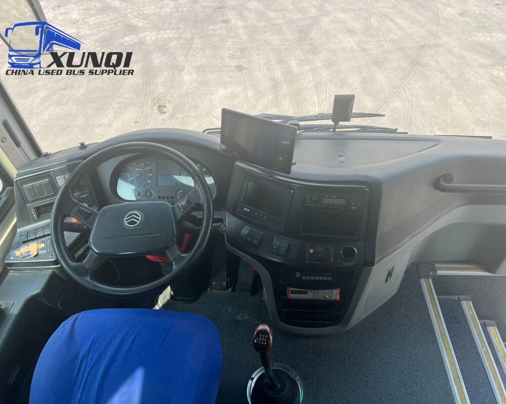 Used Jinlv bus XML6122 54 Seats 2019 Year 12 Seters long China bus yuchai 6-cylinder diesel engine