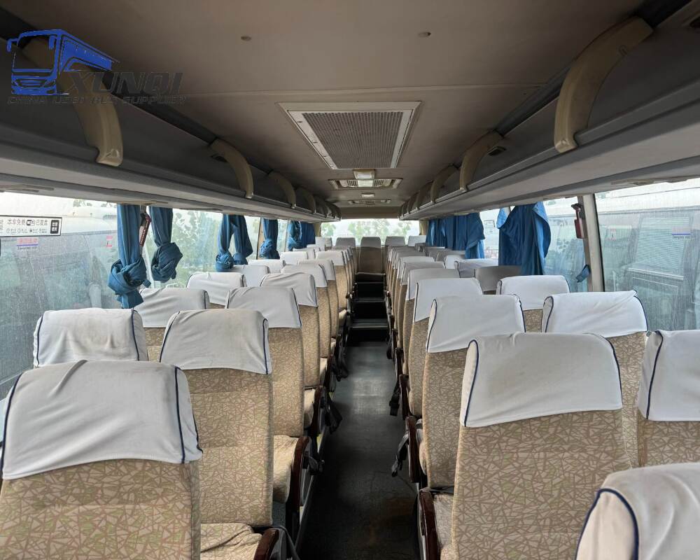 Used Jinlv bus XML6127 53 Seats 2014 Year 12 meters long China bus yuchai 6-cylinder diesel engine