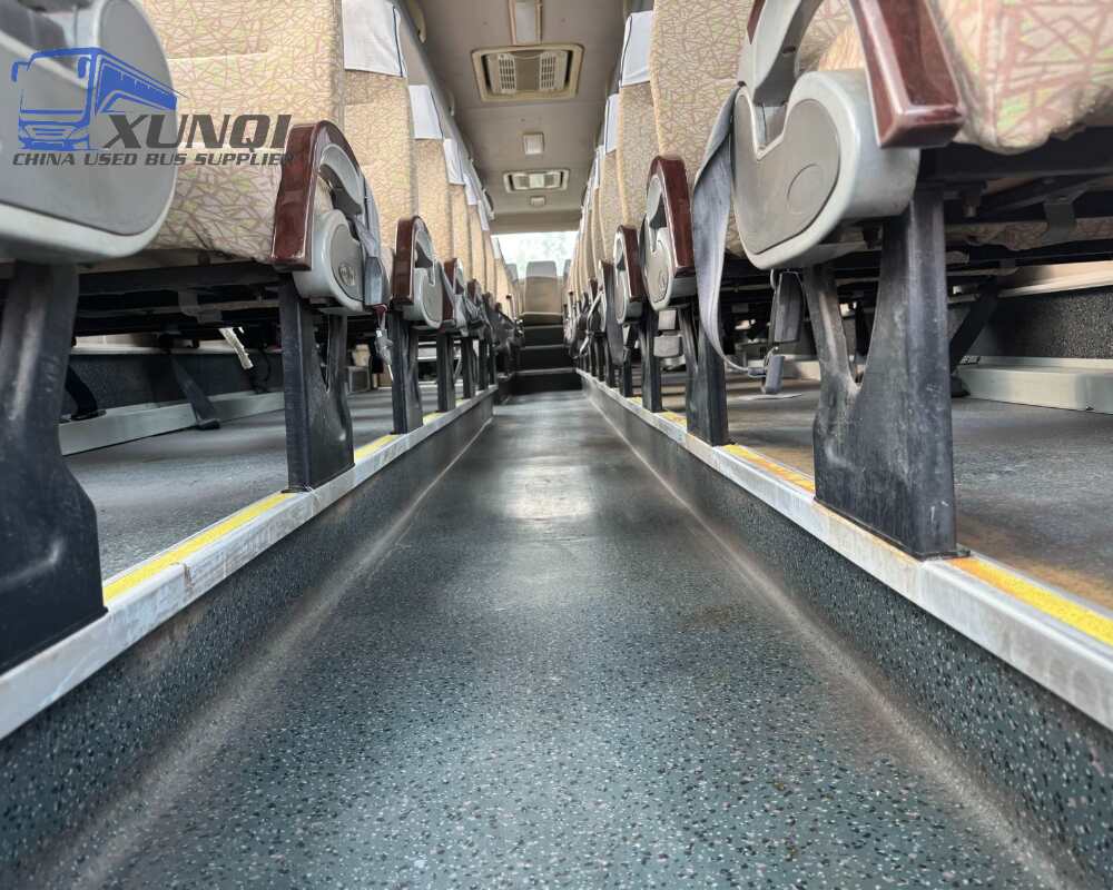 Used Jinlv bus XML6127 53 Seats 2014 Year 12 meters long China bus yuchai 6-cylinder diesel engine