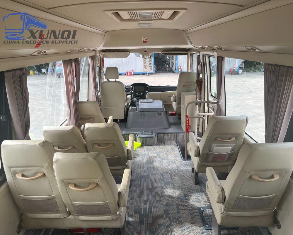 Used Jinlv bus XML6729 19 Seats 2021 Year 7 meters long China bus weichai 4-cylinder diesel engine