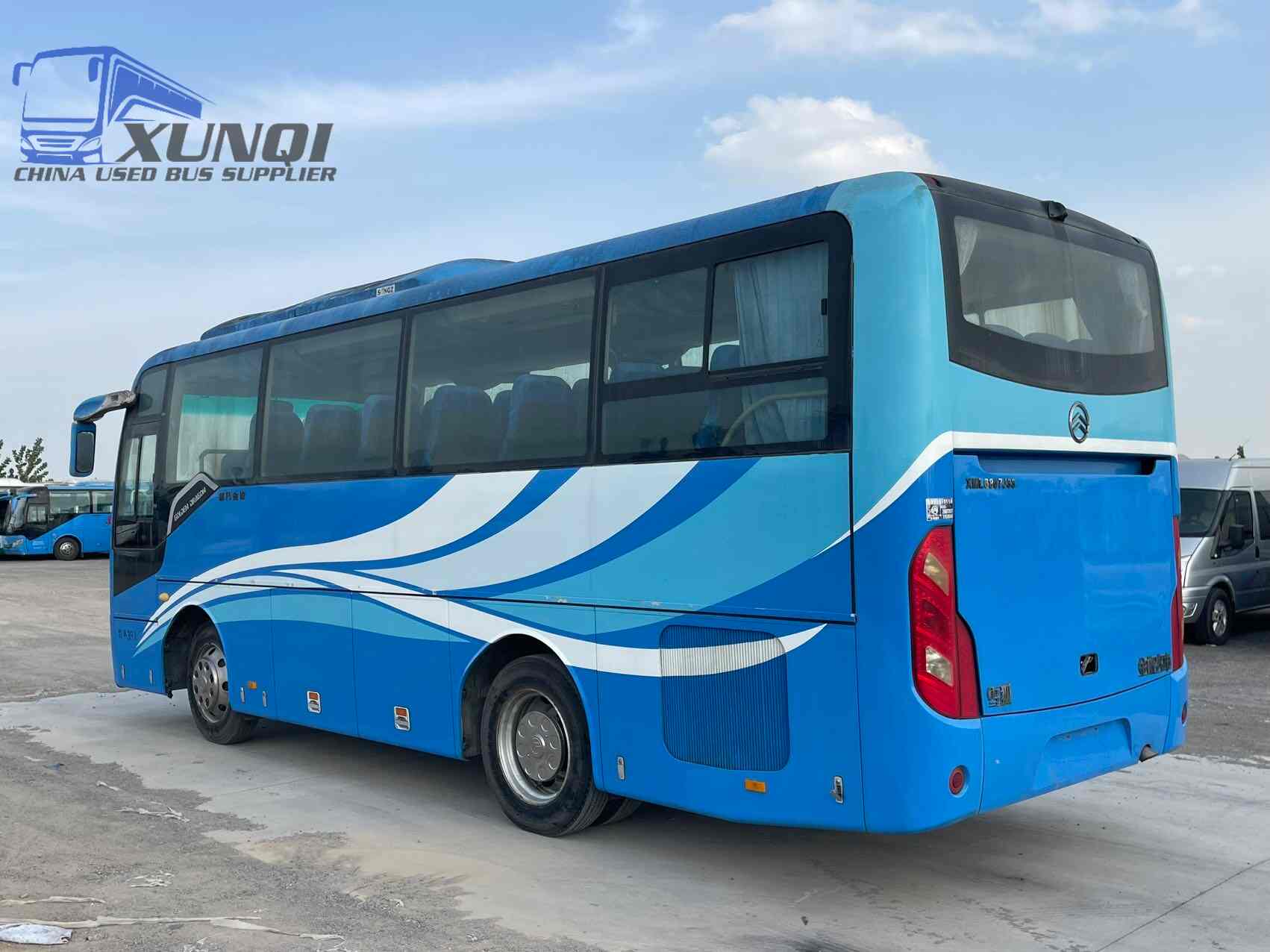 Used Jinlv bus XML6807 35 Seats 2012 Year 8 meters long China bus yuchai 4-cylinder diesel engine