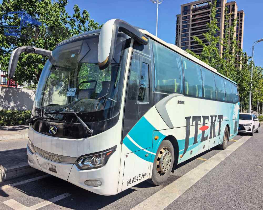 Used Kinglong bus XMQ6101 45 Seats 2016 Year 10 meters long China bus yuchai 6-cylinder diesel engine