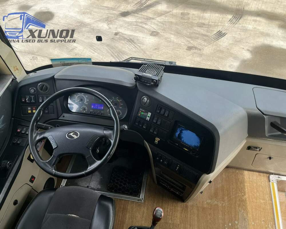 Used Kinglong bus XMQ6125 52 Seats 2017 Year 12 meters long China bus weichai 6-cylinder diesel engine