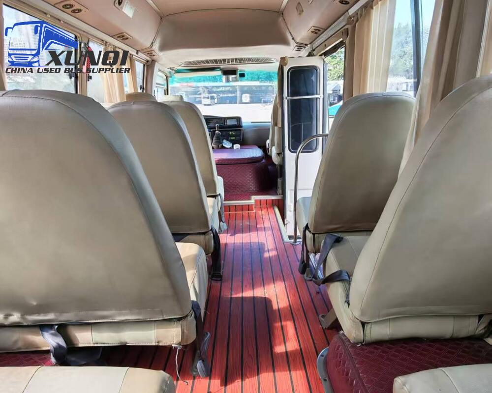 Used Kinglong bus XMQ6606 19 Seats 2016 Year 6 Seters long China bus yuchai 4-cylinder diesel engine