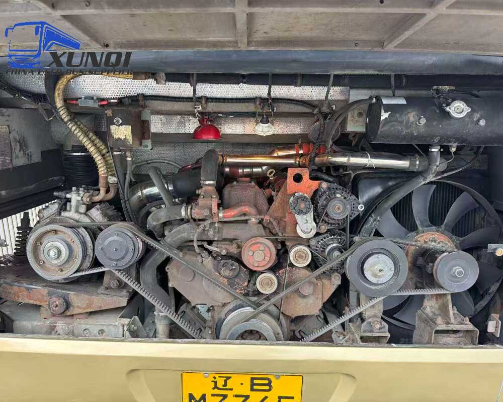 Used Kinglong bus XMQ6879 38 Seats 2016 Year 8 Seters long China bus yuchai 6-cylinder diesel engine